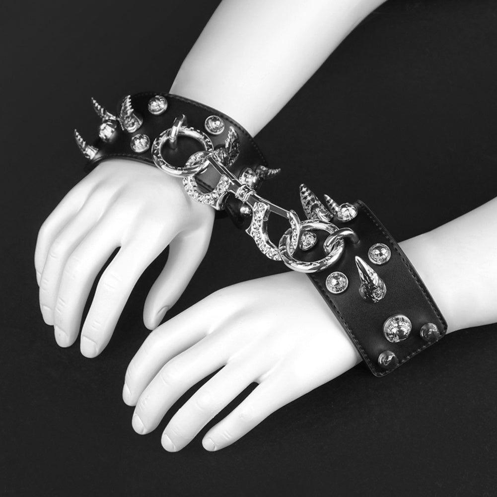 Golden Spike Leather Sexual Handcuffs – Extreme Restraints Bettie Bondage Strap-on BDSM Toys