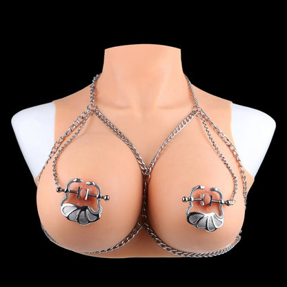Pinces à tétons en métal à sangle Bettie Bondage - Idéales pour les couples, jouets BDSM pour taquiner sexuellement
