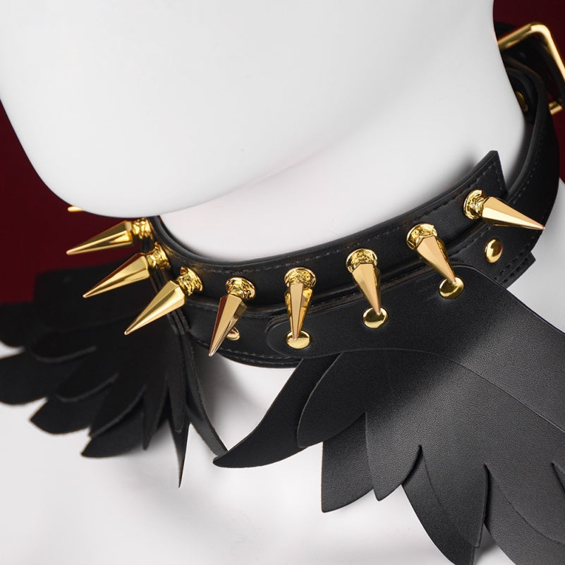Collier à pointes Bettie Bondage en cuir noir - Jouets BDSM pour couple soumis