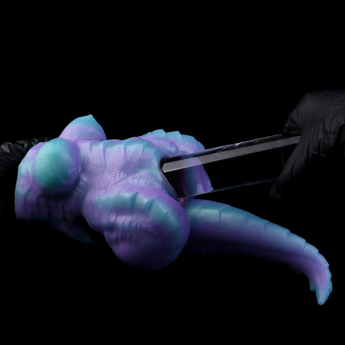 Dragon Torso Sex Dolls — Platinum Silicone Fantasy Dragon Body with Scale Texture, Spiked Tail & Dark Red Accent