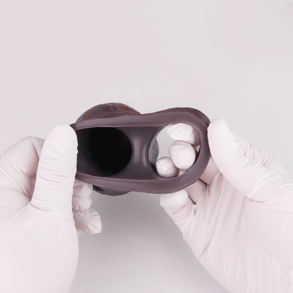 Manchon réaliste Obsidian Surge : gaine en silicone améliorant la circonférence avec double boucle d'ancrage