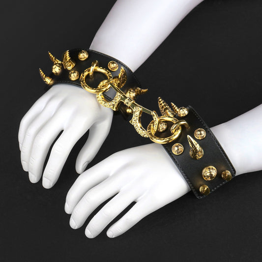 Golden Spike Leather Sexual Handcuffs – Extreme Restraints Bettie Bondage Strap-on BDSM Toys