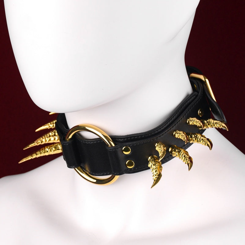Ensemble de bondage Bettie en cuir noir avec collier à pointes – Convient aux harnais BDSM dominants/soumis