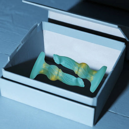 Gode Fantasy Canine avec ventouse – Jouet de stimulation vaginale verrouillé en silicone bleu et or