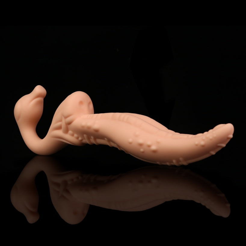 Double-Headed Vibrating Monster Dildo Strap-On – Platinum Silicone G-Spot Toy for Lesbian Couples
