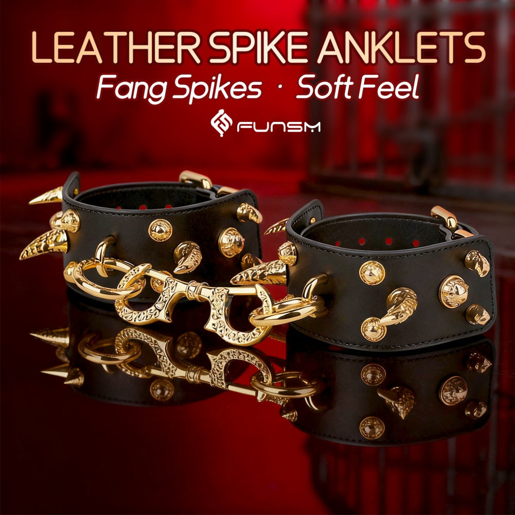Menottes fantaisie en cuir à pointes - Contraintes extrêmes Bettie Bondage BDSM Toys